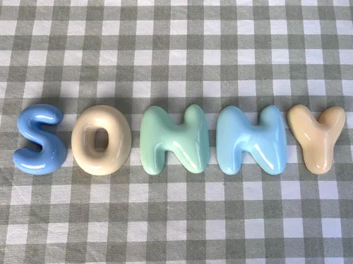 Clay-Look Bubble Letters