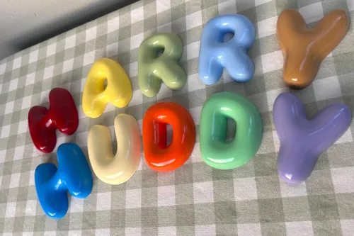 Clay-Look Bubble Letters